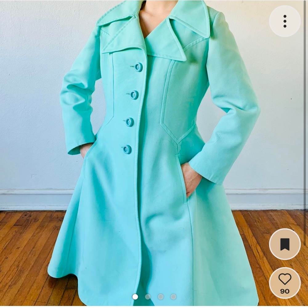 LAST CHANCE True 1960’s ULTRA RARE Mint Dagger Collar Fit n Flare Swing Duster